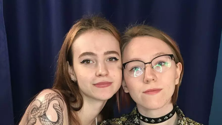 Live Sex Chat with AdelaideAndMary