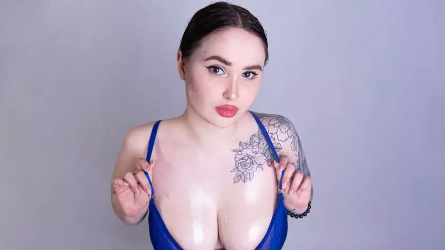 Live Sex Chat with AilynAdderley