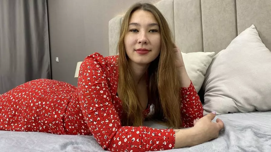 Live Sex Chat with AlisaWest