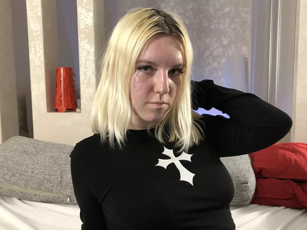 Live Sex Chat with AmeliaLarina