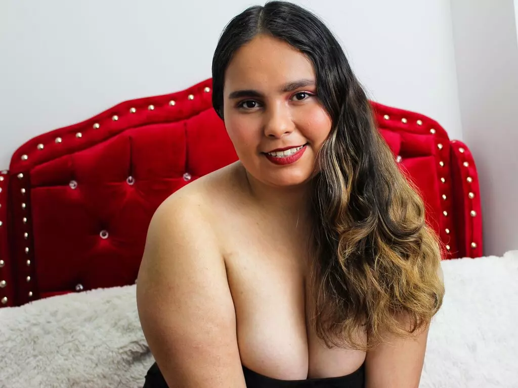 Live Sex Chat with AmelyaLee