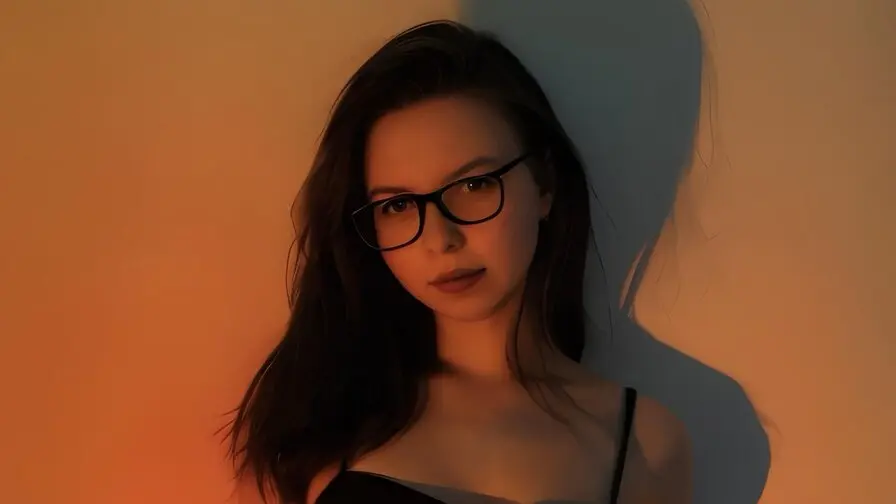 Live Sex Chat with BeatrixHessey