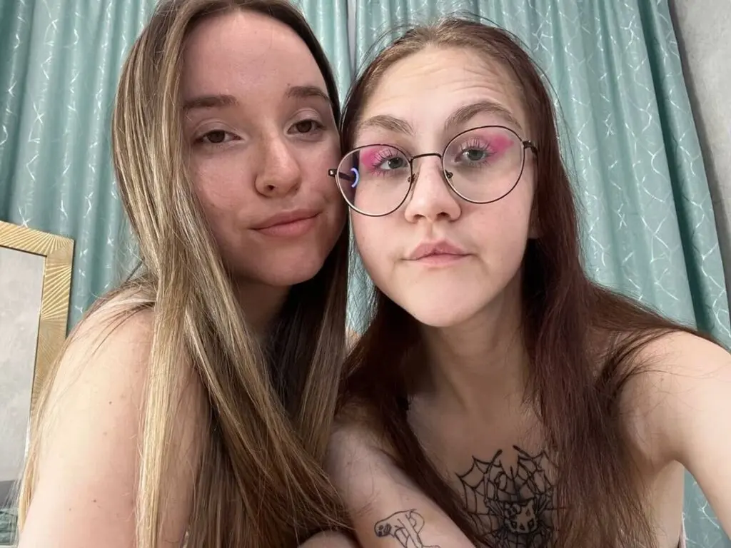 Live Sex Chat with EsmaAndPetra