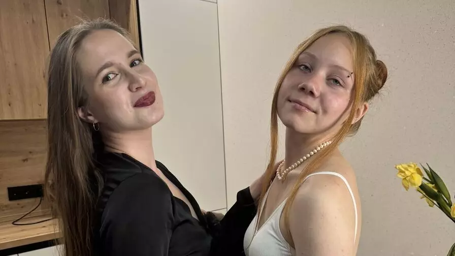 Live Sex Chat with EugeniaAndPetra