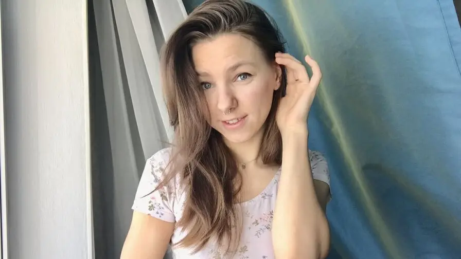 Live Sex Chat with FloraWildy