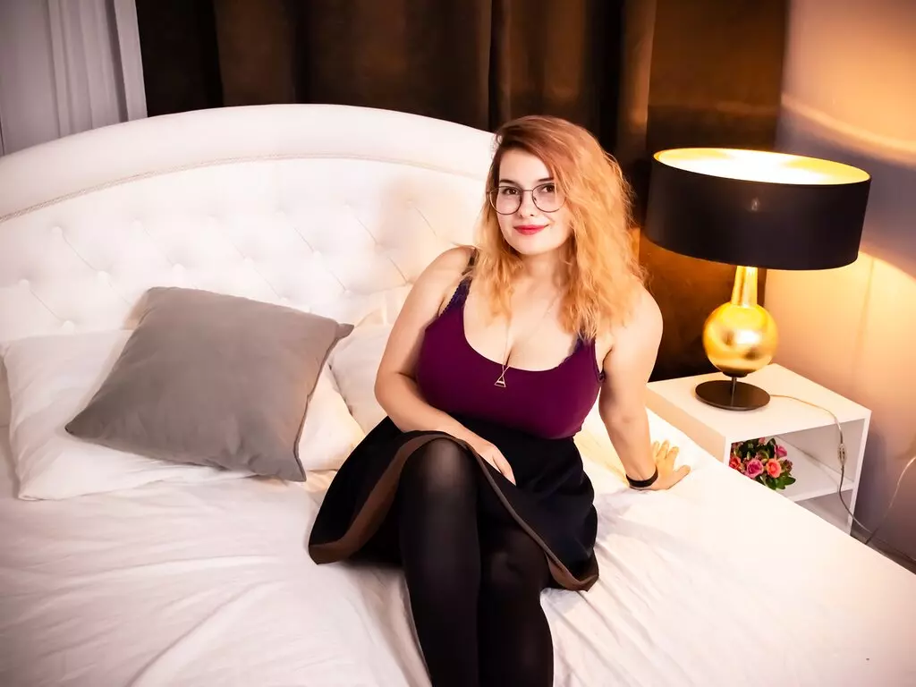 Live Sex Chat with GingerMurphy