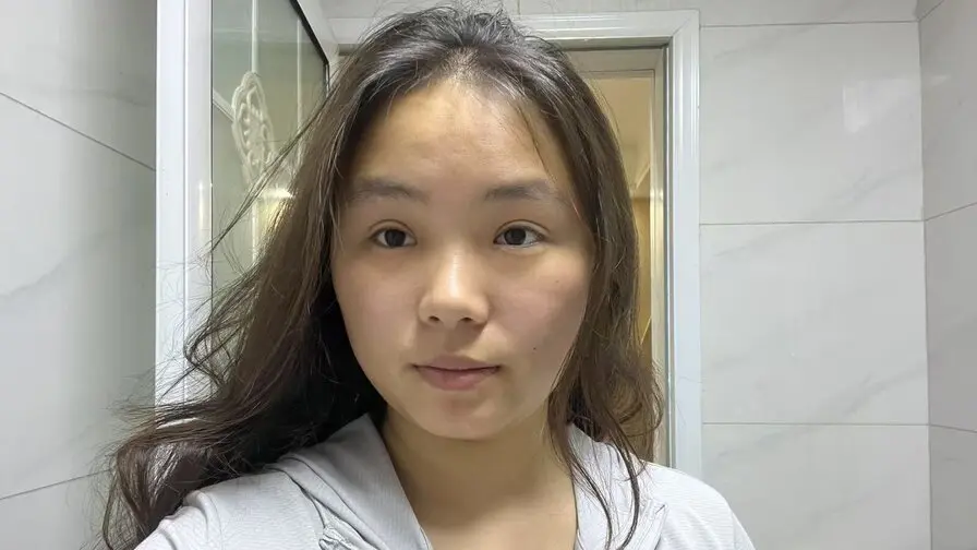 Live Sex Chat with GuoJiajun