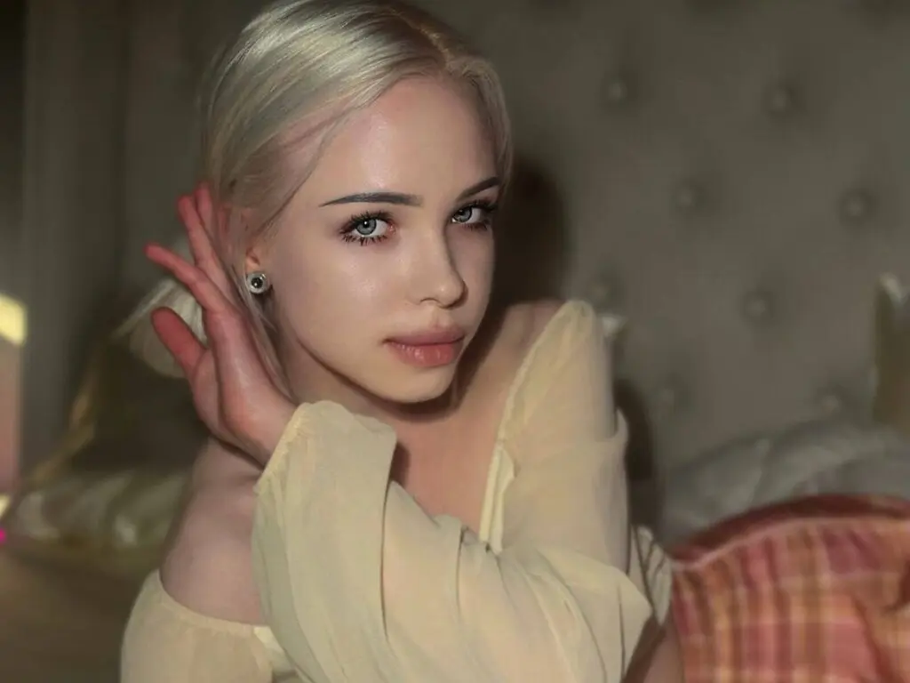 Live Sex Chat with IrisAll