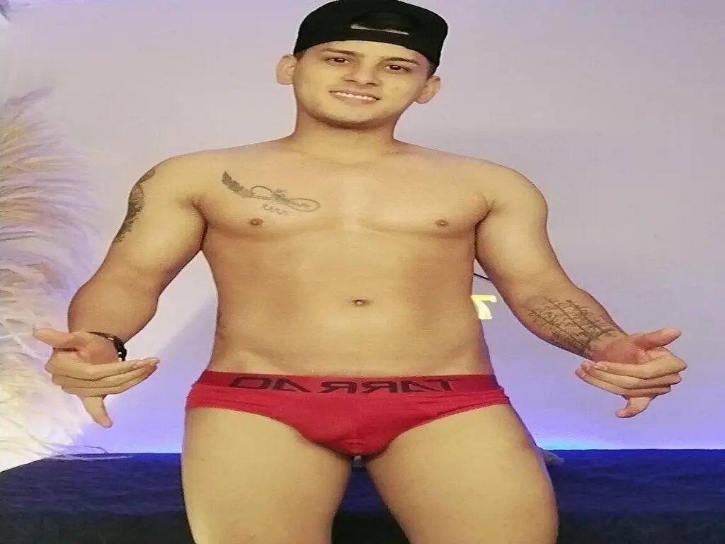 Live Sex Chat with JohnnySevilla