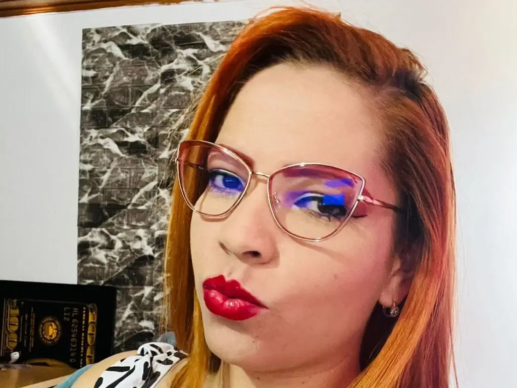 Live Sex Chat with LauraMarlynns