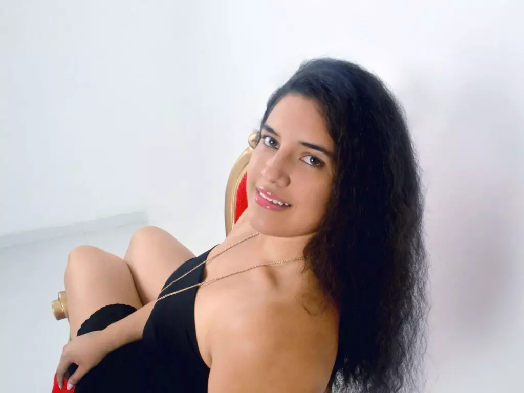 Live Sex Chat with LaylaHart