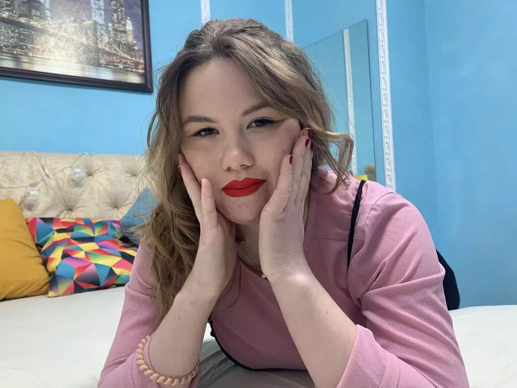 Live Sex Chat with LilyLogan