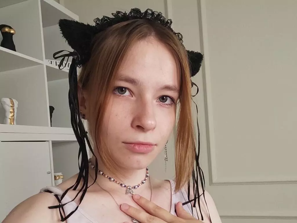 Live Sex Chat with LynetteHeart