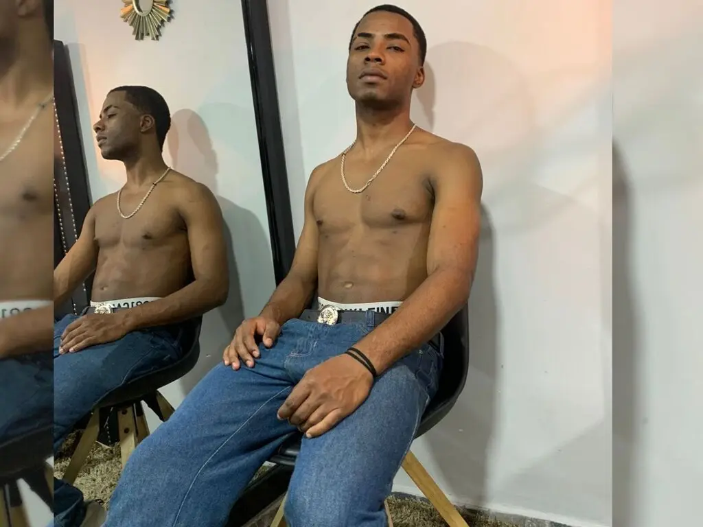 Live Sex Chat with MarcoBaker