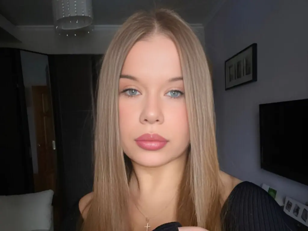 Live Sex Chat with MeghanHeaston