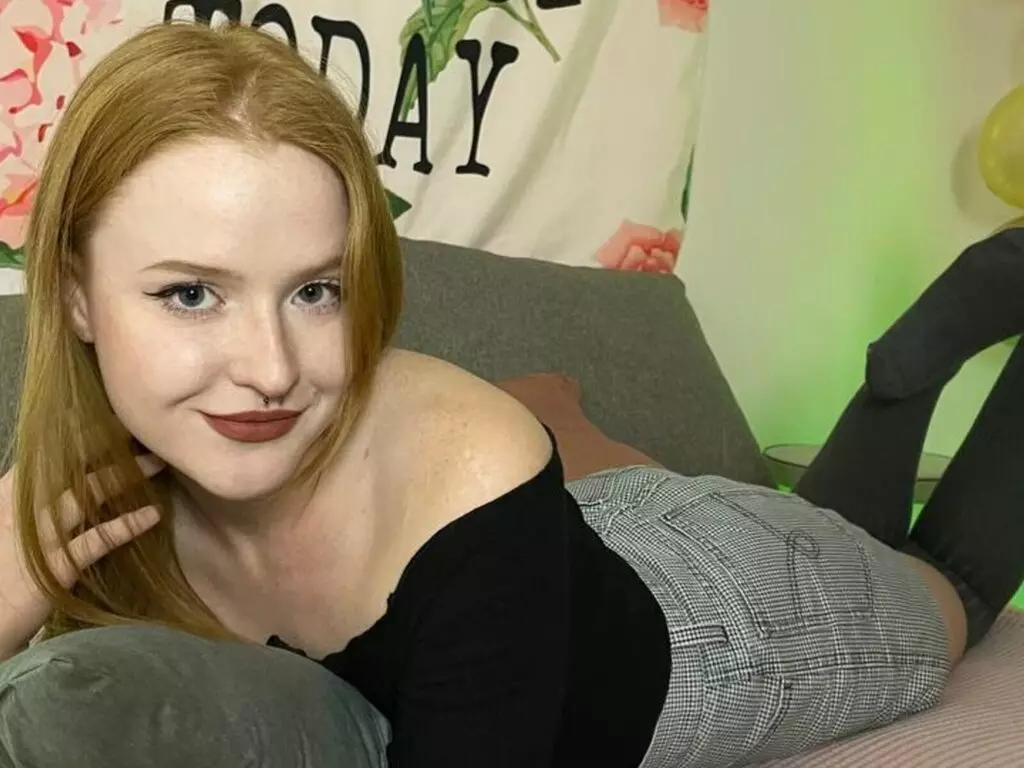 Live Sex Chat with MilanaEmmy