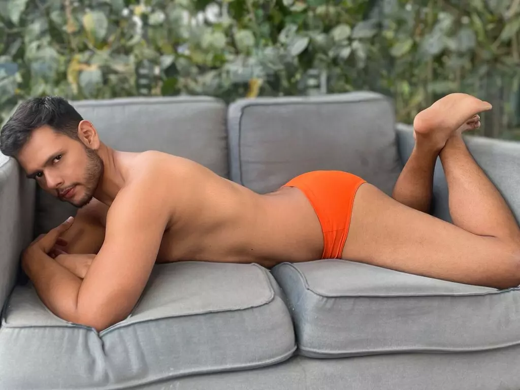 Live Sex Chat with NateTaylor