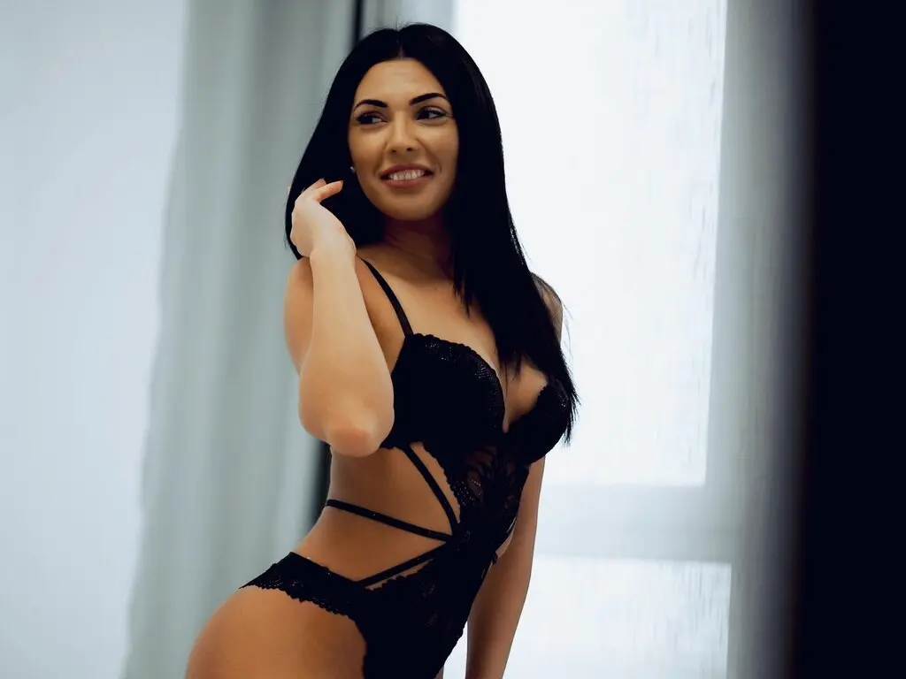Live Sex Chat with NinaAlvarez