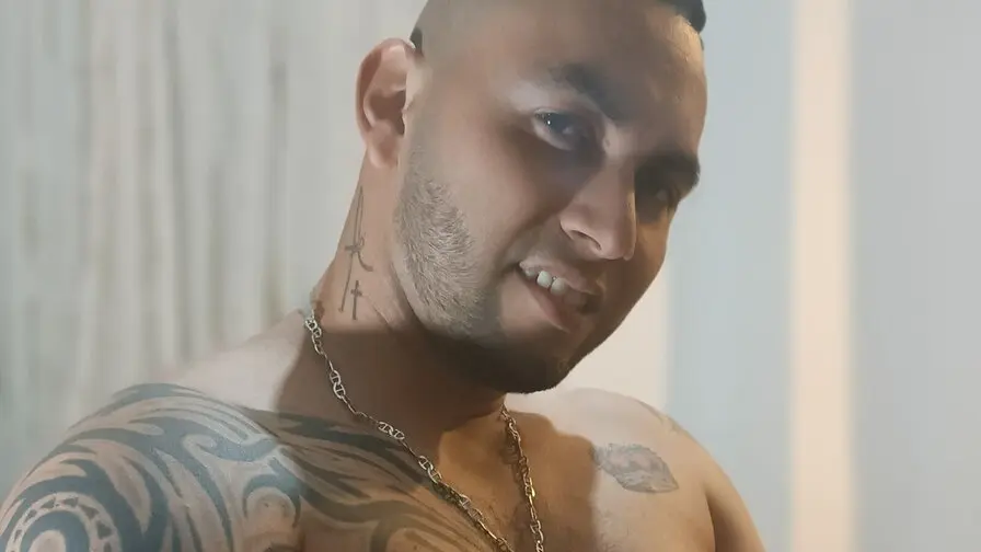 Live Sex Chat with PaulDirk
