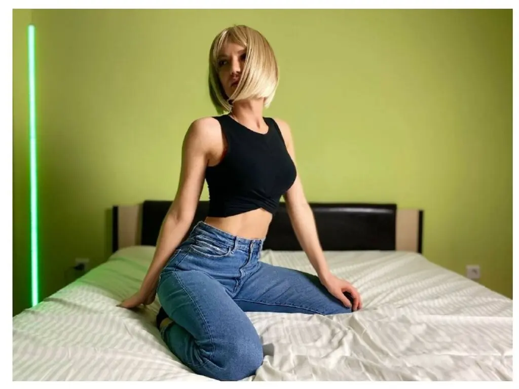 Live Sex Chat with SabrinaStewart