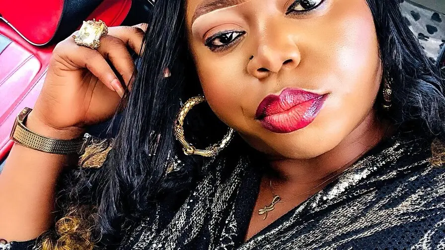 Live Sex Chat with SadeJuma