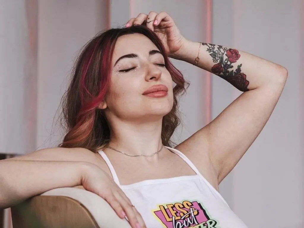 Live Sex Chat with SarahPepe