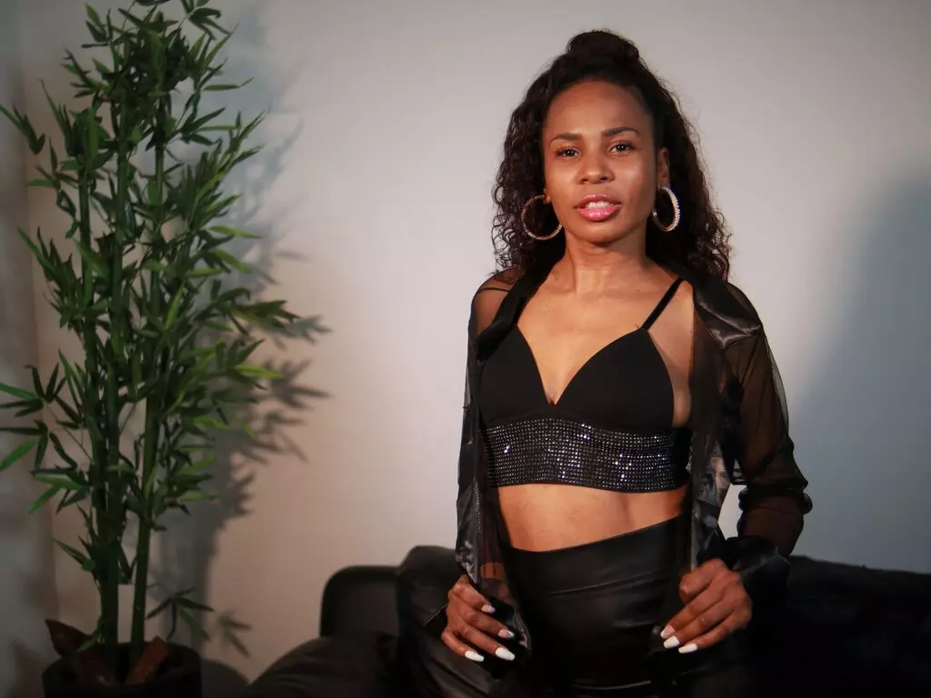 Live Sex Chat with SharikTaylor