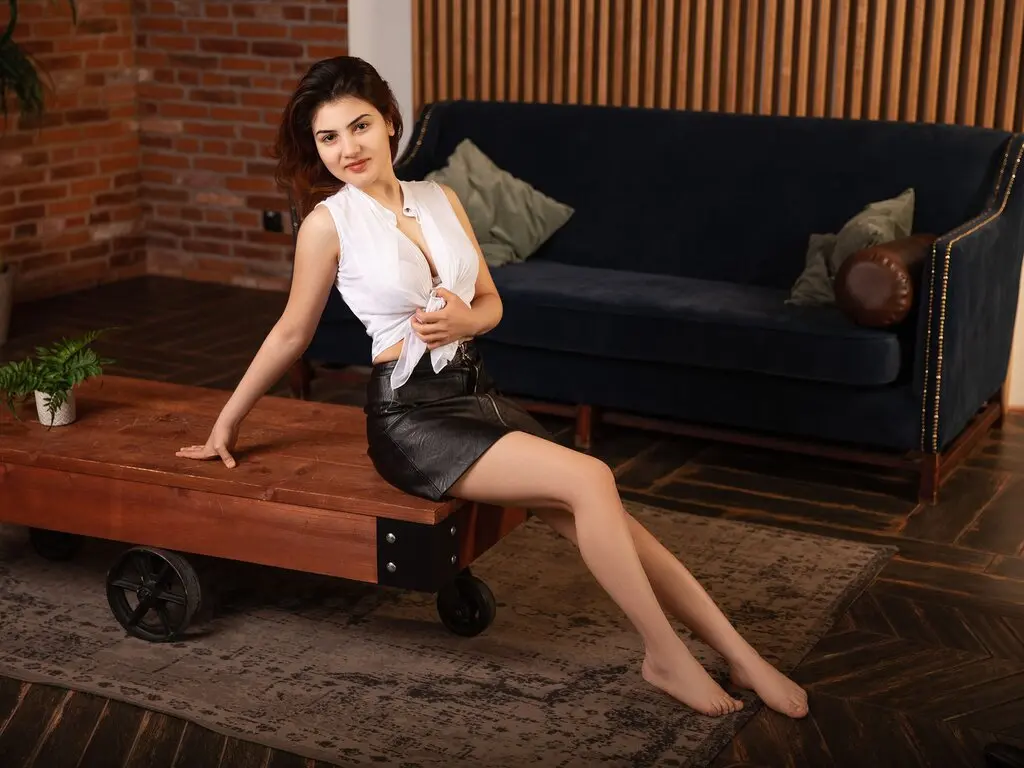 Live Sex Chat with SheilaLadyM